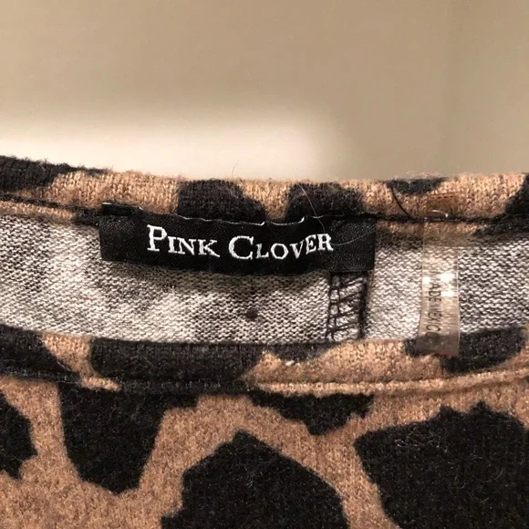 Pink Clover Animal Print Sweater - Picture 2 of 6